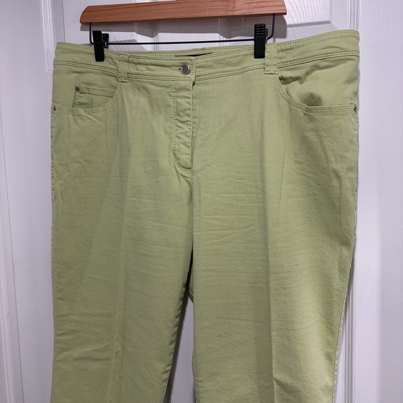 Gerry Weber Light Green Trousers 5-Pocket Design Cotton Blend Stretch Straight - Picture 2 of 9